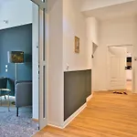 Apartment Halle By Fullhouse - Free Parking & Wifi