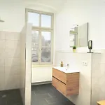 Apartment Halle By Fullhouse - Free Parking & Wifi