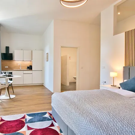 Apartment Halle By Fullhouse - Free Parking & Wifi