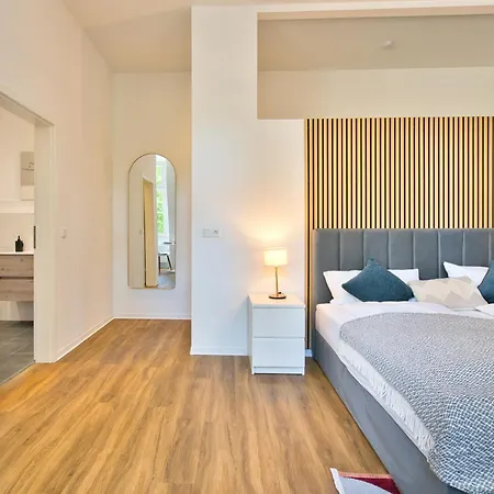 Apartamento Halle By Fullhouse - Free Parking & Wifi