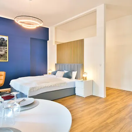 Halle By Fullhouse - Free Parking & Wifi Apartamento *