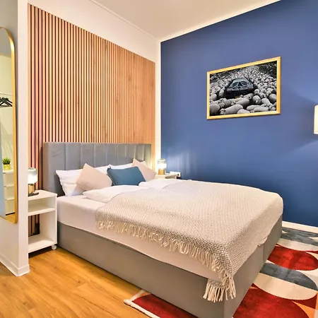 Halle By Fullhouse - Free Parking & Wifi Appartement