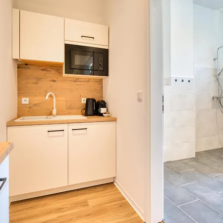 Halle By Fullhouse - Free Parking & Wifi Apartamento *