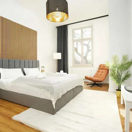 Apartment Halle By Fullhouse - Free Parking & Wifi