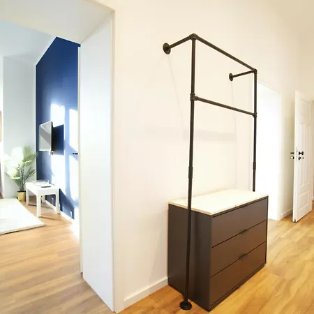Apartment Halle By Fullhouse - Free Parking & Wifi *
