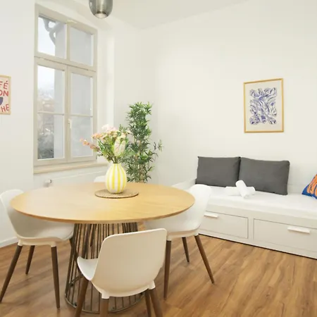 Halle By Fullhouse - Free Parking & Wifi * Halle (Saale)